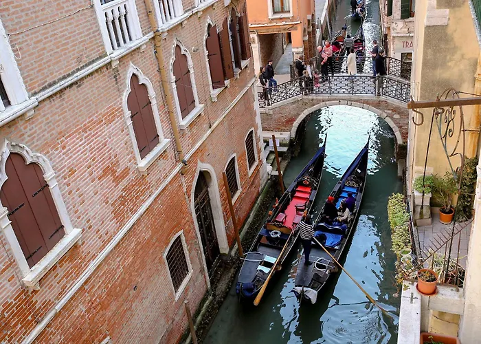 Leoncini With A Wonderful Canal View Appartement Venise
