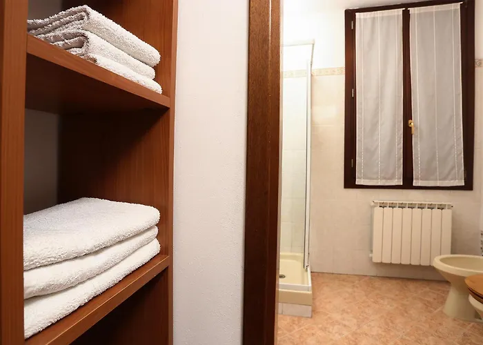 Leoncini With A Wonderful Canal View * Venedig