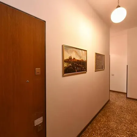 Leoncini With A Wonderful Canal View Apartment Venice