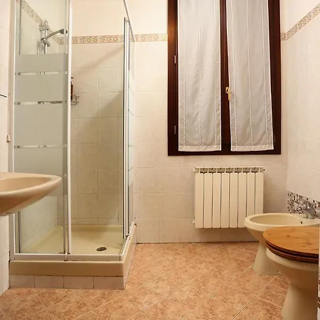 Leoncini With A Wonderful Canal View Apartment *